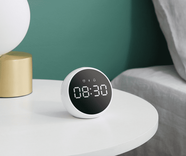 Внешний вид смарт-будильника и колонки Xiaomi ZMI Alarm Clock Speaker
